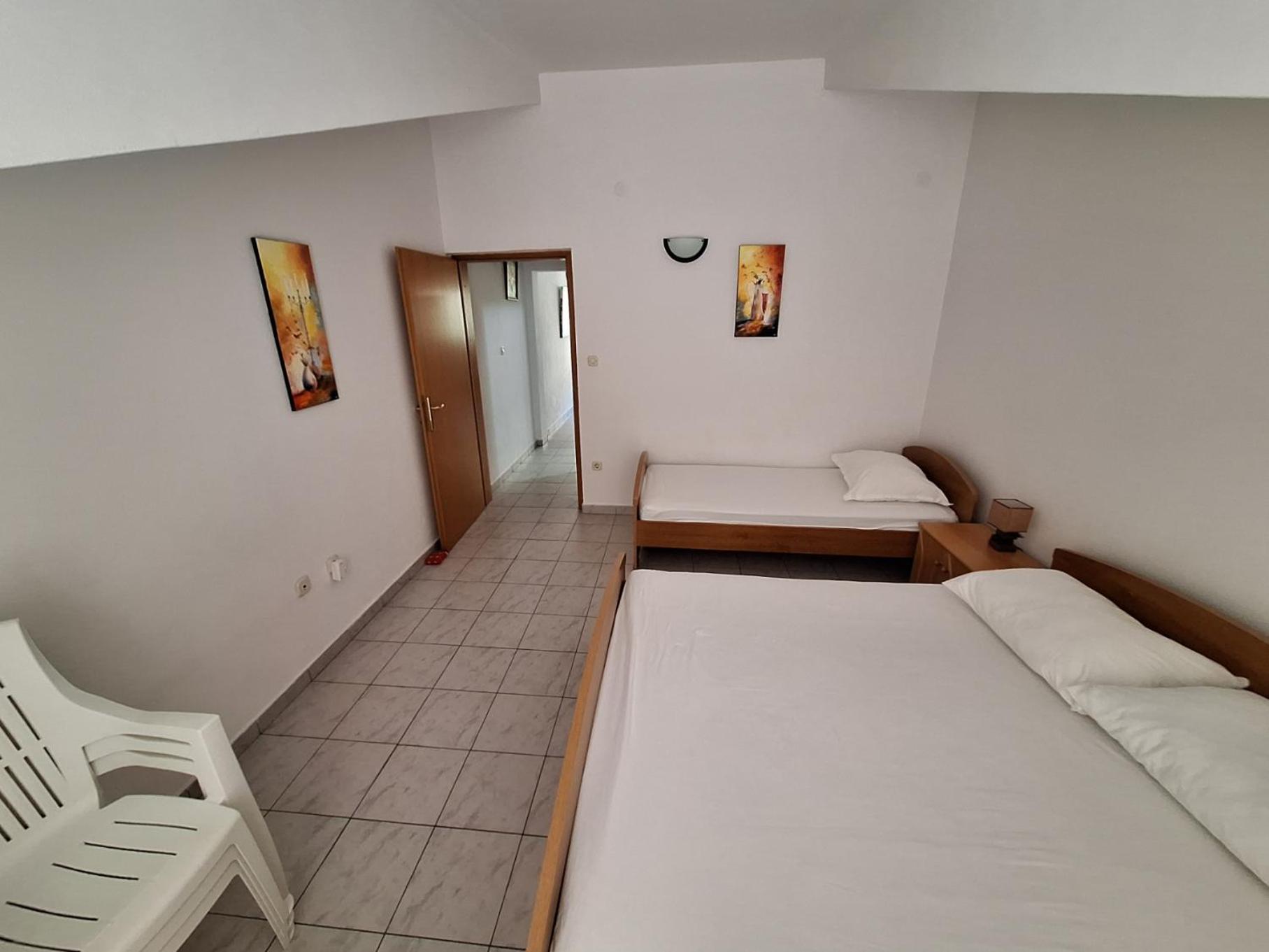 Apartment Anic *