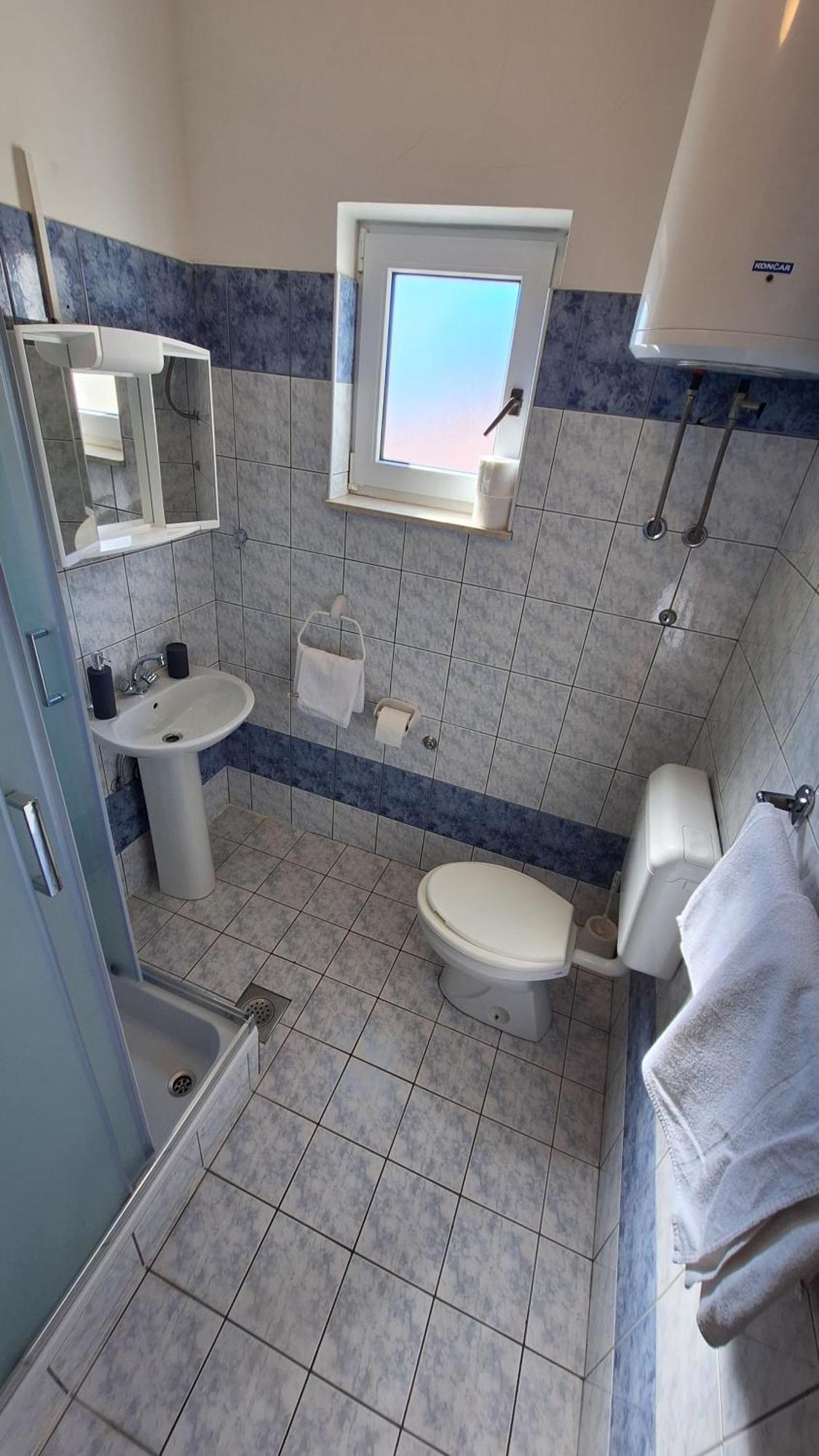 Anic Apartment *